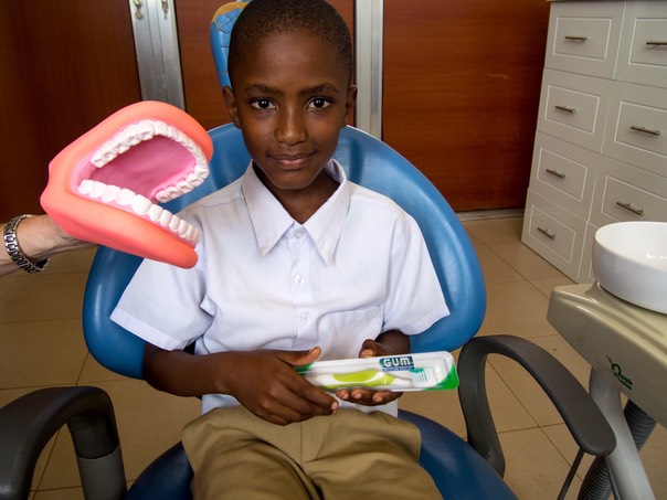 Clinique dentaire de Mwanga (7)